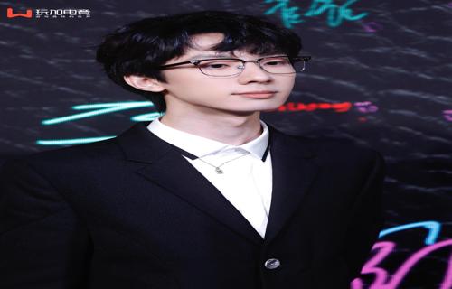工作压力大导致李小冉血压升高至155